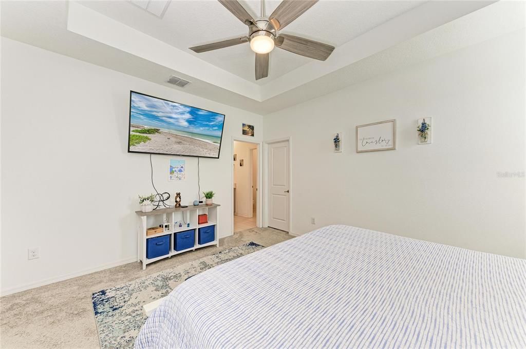 En Venta: $324,500 (3 camas, 2 baños, 1766 Pies cuadrados)