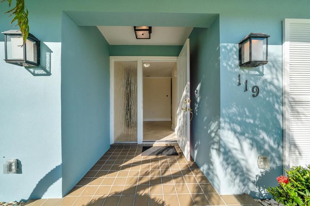 待售: $1,249,900 (3 贝兹, 2 浴室, 2280 平方英尺)