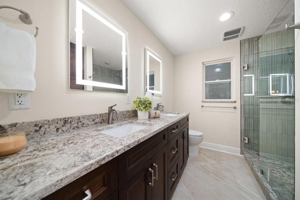 待售: $1,249,900 (3 贝兹, 2 浴室, 2280 平方英尺)