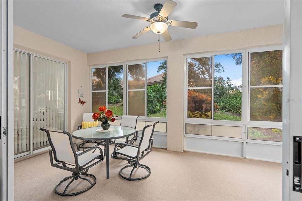 待售: $315,000 (2 贝兹, 2 浴室, 1390 平方英尺)