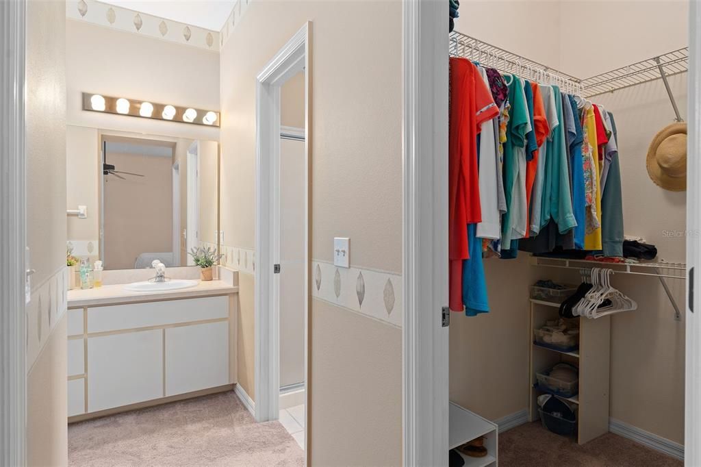 待售: $315,000 (2 贝兹, 2 浴室, 1390 平方英尺)