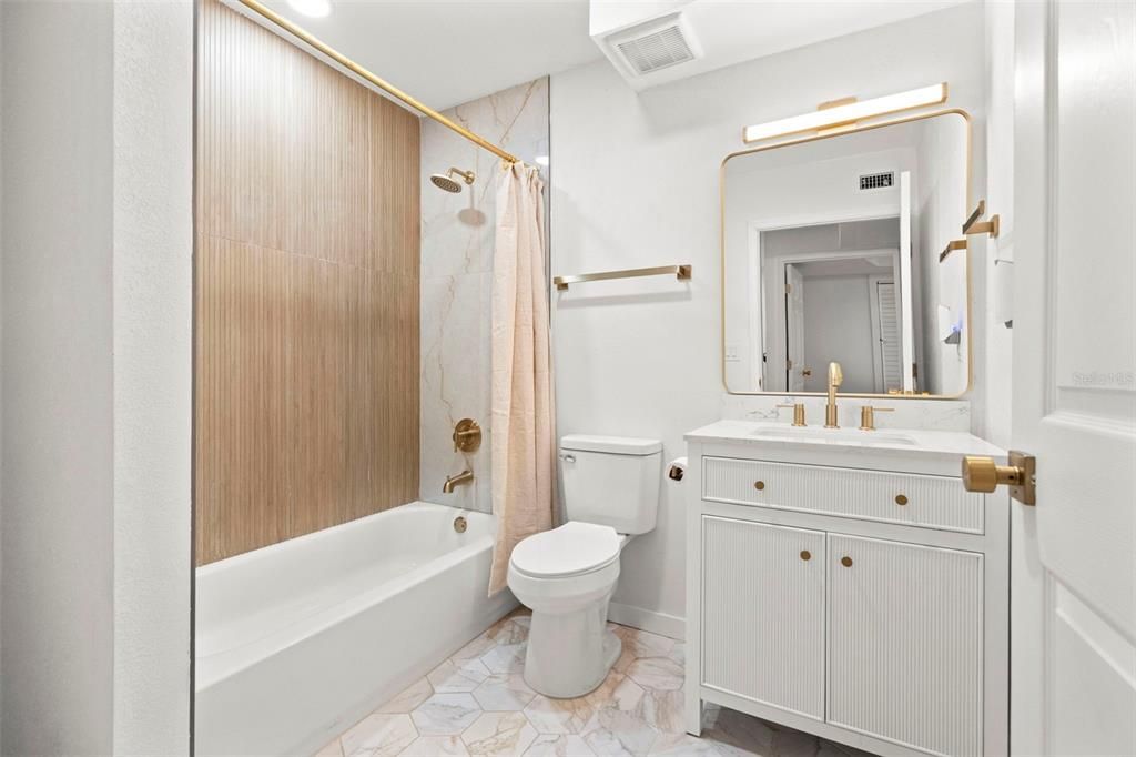 For Sale: $1,199,000 (8 beds, 0 baths, 2680 Square Feet)