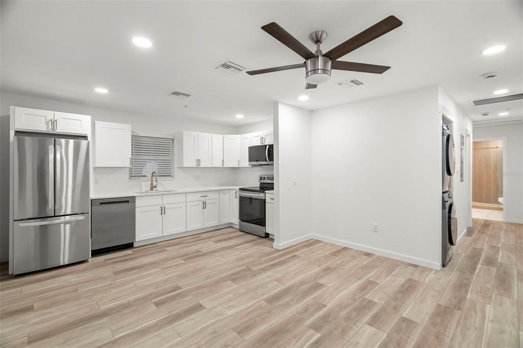 For Sale: $1,199,000 (8 beds, 0 baths, 2680 Square Feet)