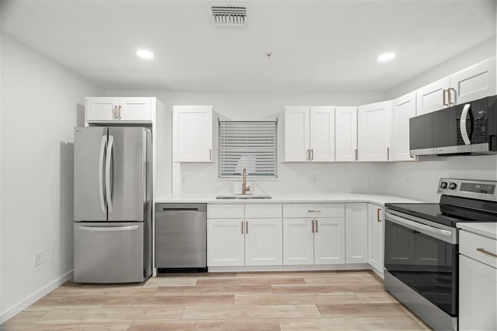 For Sale: $1,199,000 (8 beds, 0 baths, 2680 Square Feet)