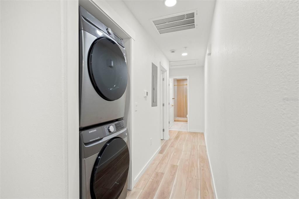 For Sale: $1,199,000 (8 beds, 0 baths, 2680 Square Feet)