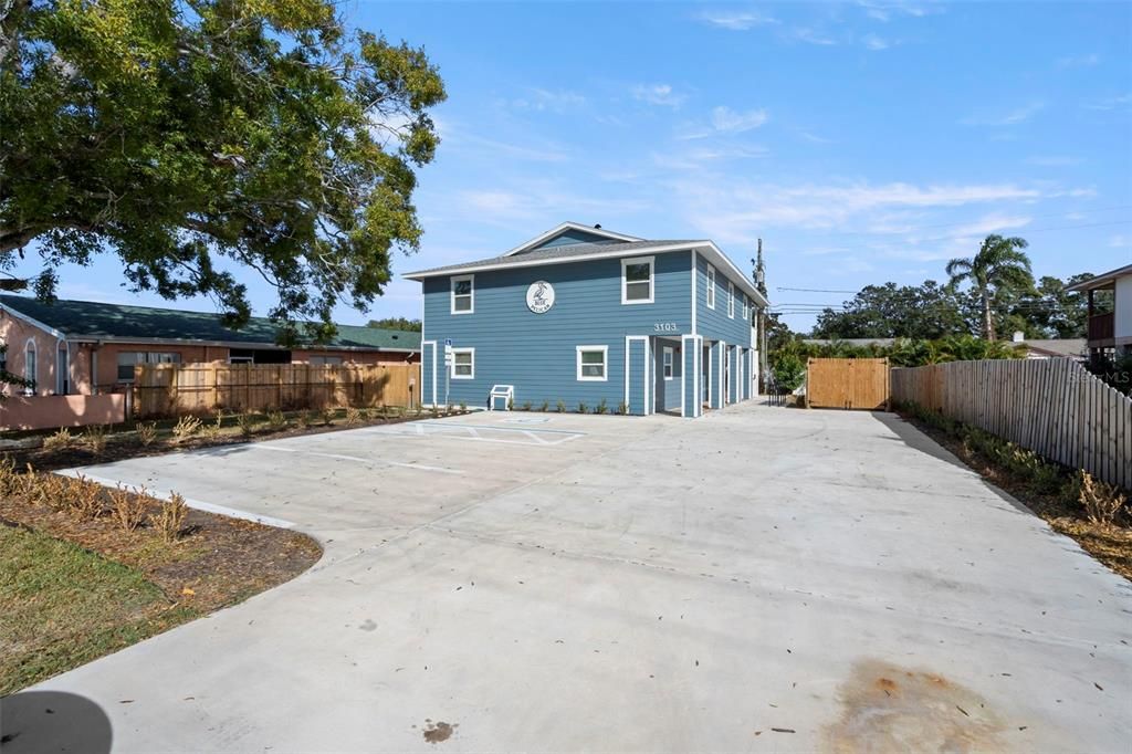 For Sale: $1,199,000 (8 beds, 0 baths, 2680 Square Feet)