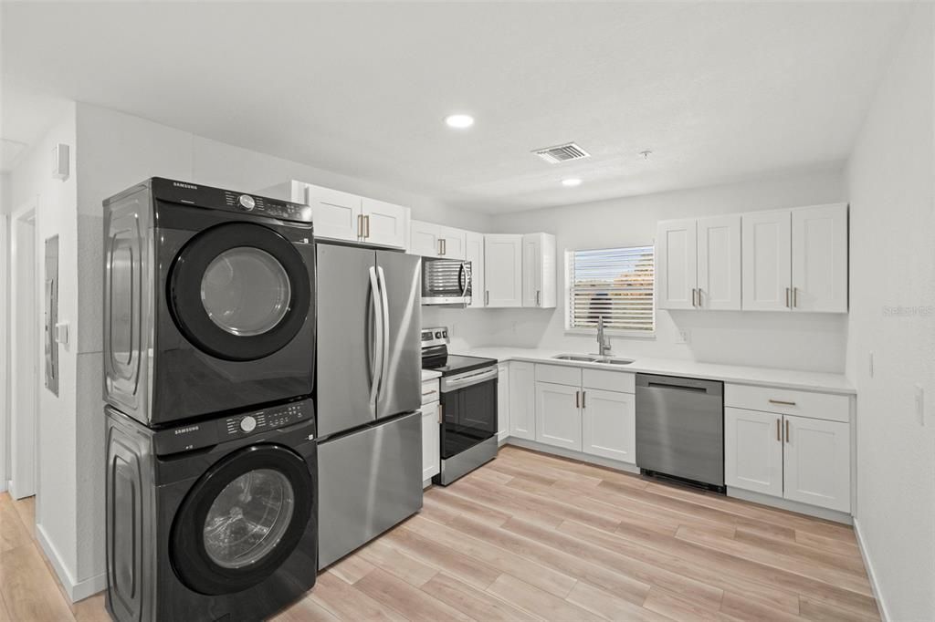 For Sale: $1,199,000 (8 beds, 0 baths, 2680 Square Feet)