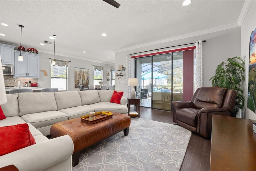 Active With Contract: $649,000 (3 beds, 2 baths, 2169 Square Feet)