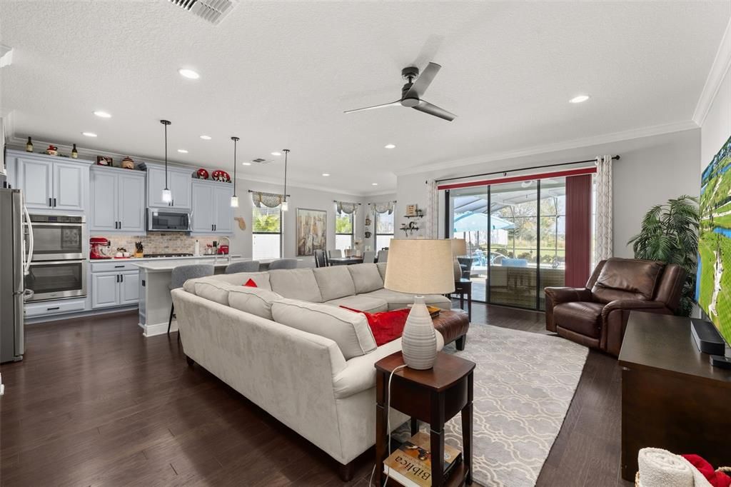 Active With Contract: $649,000 (3 beds, 2 baths, 2169 Square Feet)