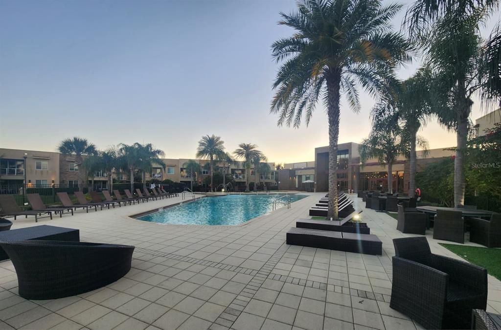 For Sale: $480,000 (4 beds, 4 baths, 2396 Square Feet)