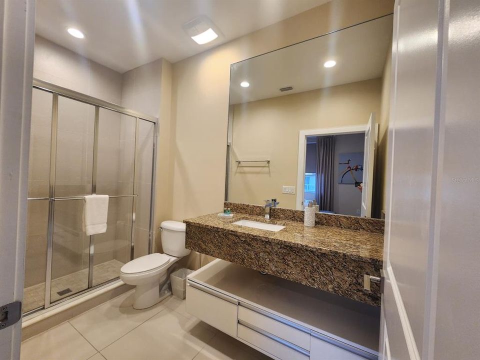 For Sale: $480,000 (4 beds, 4 baths, 2396 Square Feet)