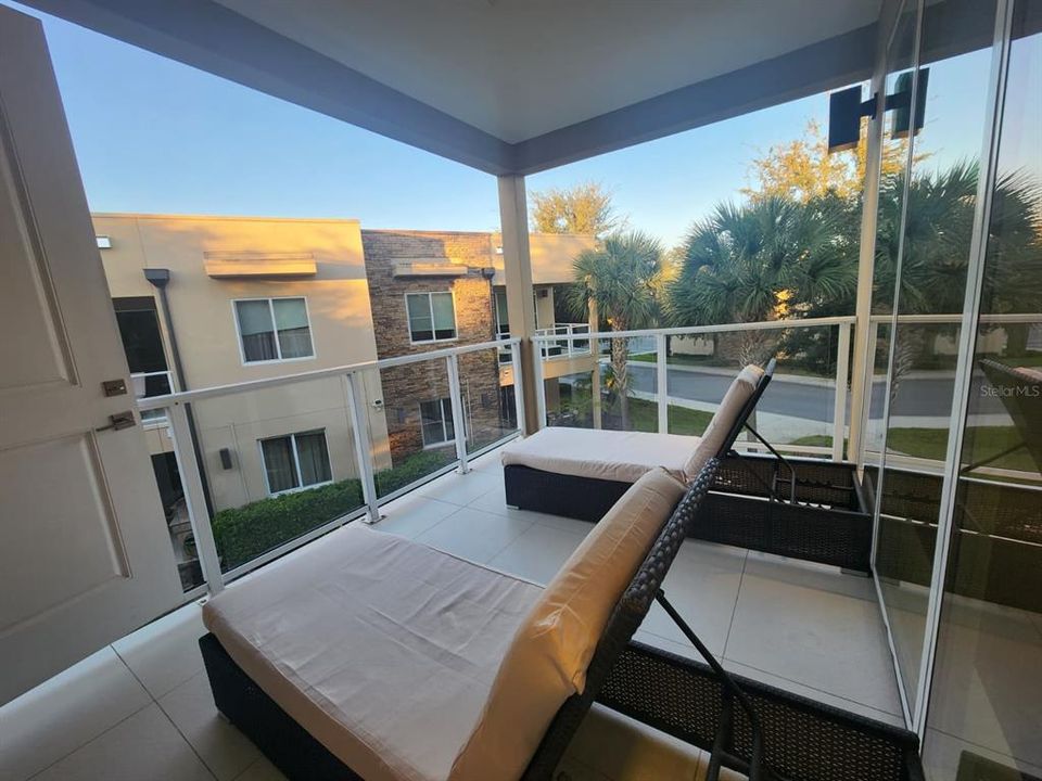 For Sale: $480,000 (4 beds, 4 baths, 2396 Square Feet)