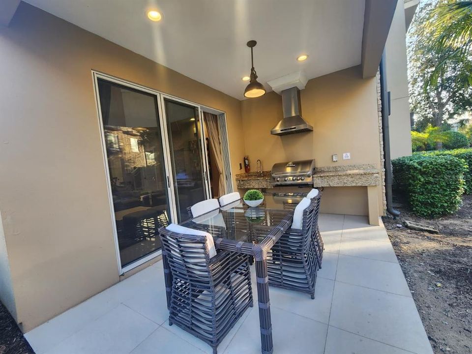 For Sale: $480,000 (4 beds, 4 baths, 2396 Square Feet)