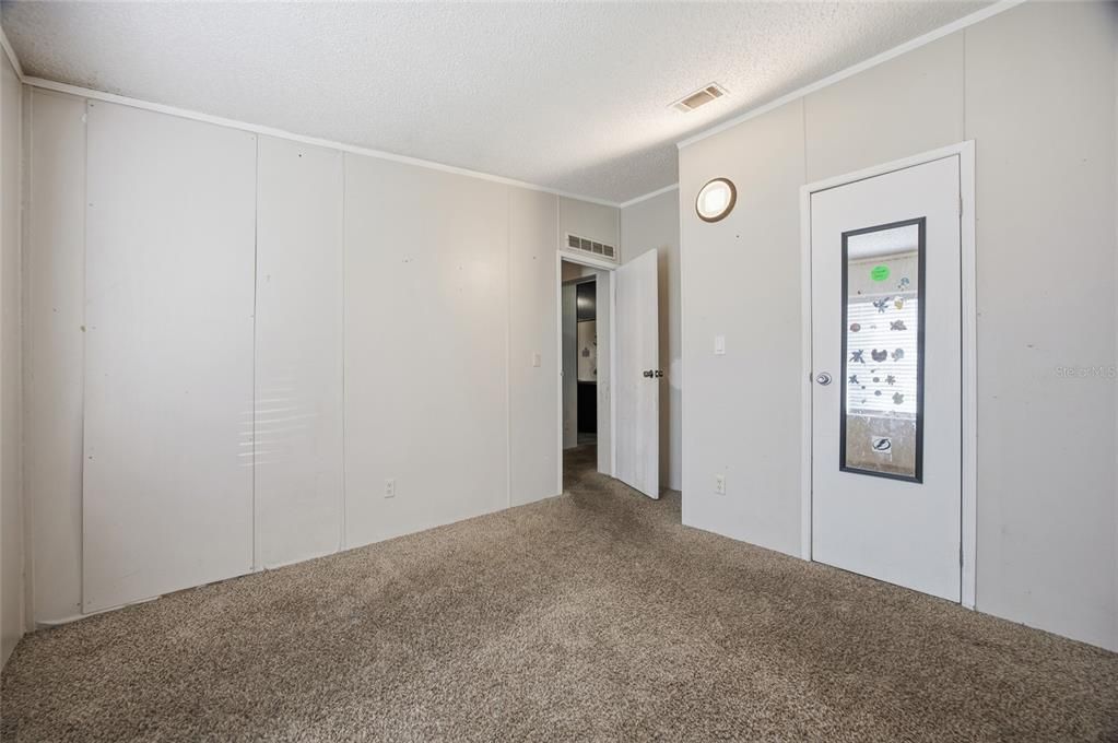 待售: $200,000 (3 贝兹, 2 浴室, 1512 平方英尺)