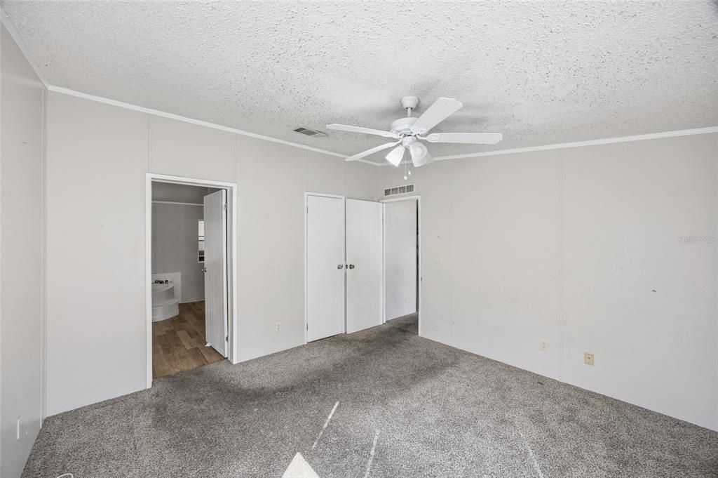 待售: $200,000 (3 贝兹, 2 浴室, 1512 平方英尺)