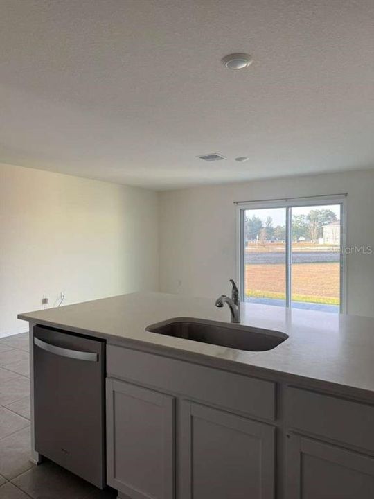 For Sale: $223,990 (3 beds, 2 baths, 1458 Square Feet)