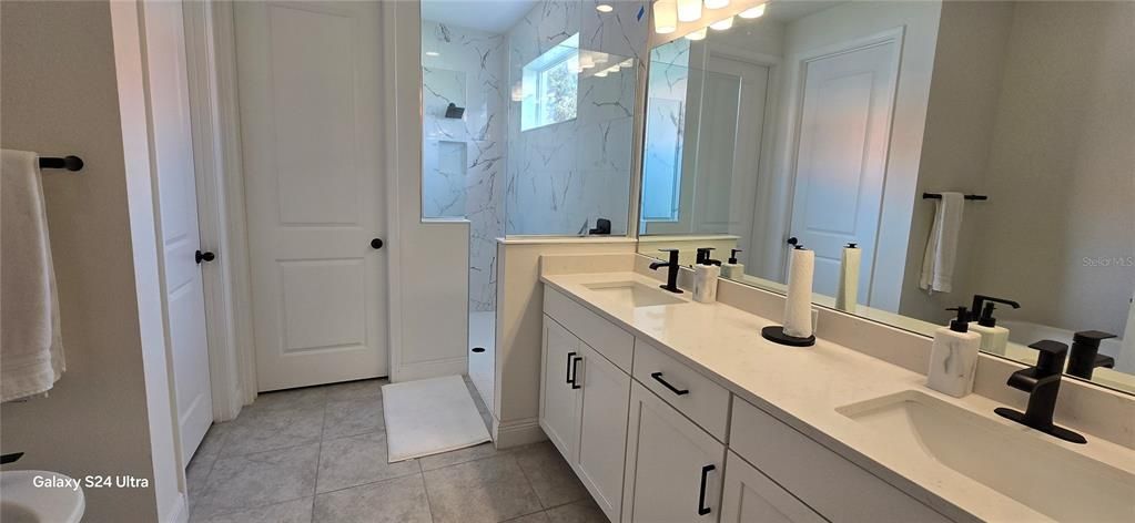 待售: $524,999 (4 贝兹, 3 浴室, 2827 平方英尺)