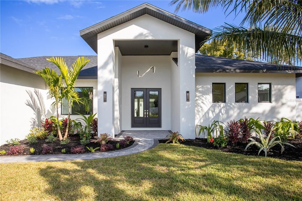 Active With Contract: $1,625,000 (4 beds, 5 baths, 5100 Square Feet)