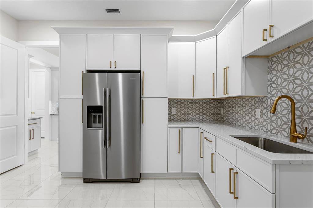 Active With Contract: $1,625,000 (4 beds, 5 baths, 5100 Square Feet)