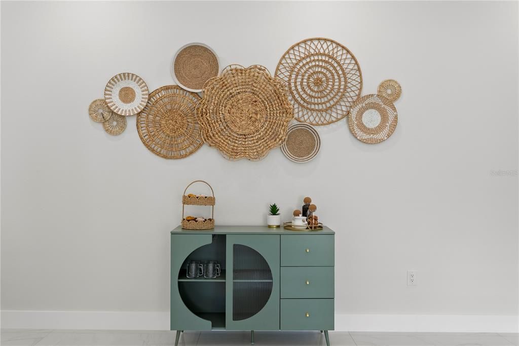 Active With Contract: $1,625,000 (4 beds, 5 baths, 5100 Square Feet)