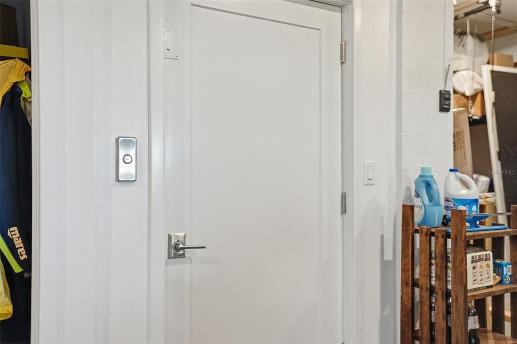 For Sale: $2,400,000 (3 beds, 2 baths, 2339 Square Feet)