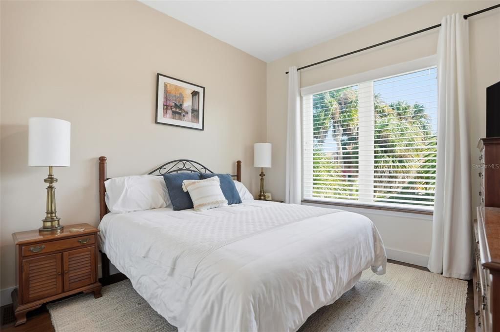 For Sale: $2,400,000 (3 beds, 2 baths, 2339 Square Feet)