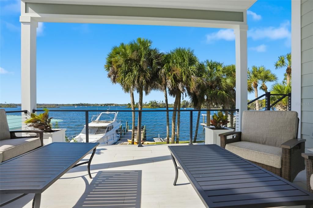 For Sale: $2,400,000 (3 beds, 2 baths, 2339 Square Feet)