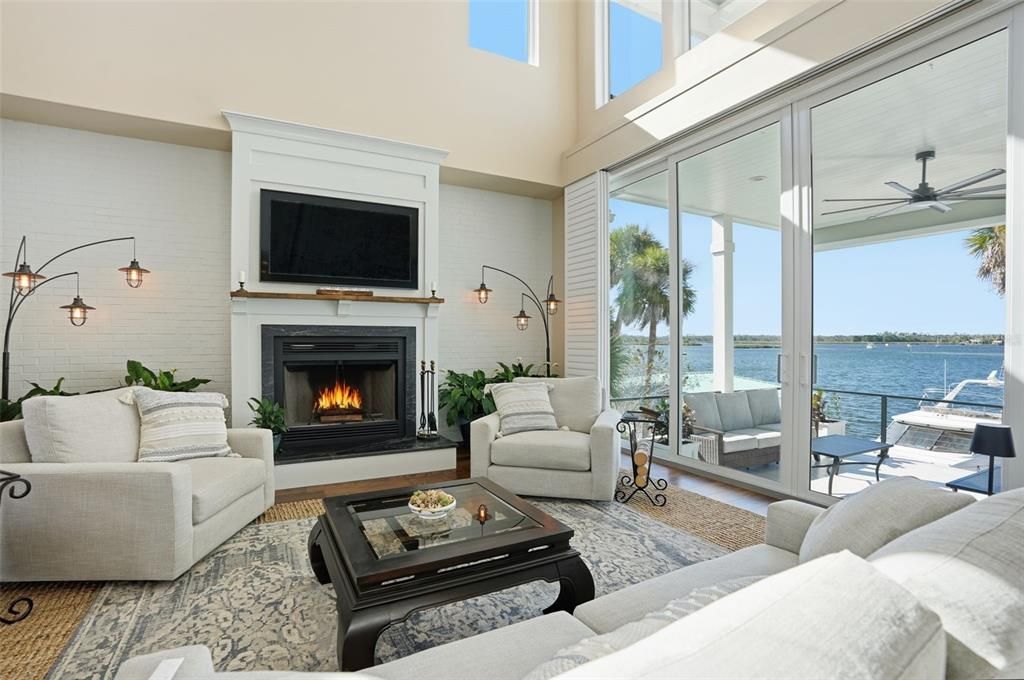 For Sale: $2,400,000 (3 beds, 2 baths, 2339 Square Feet)