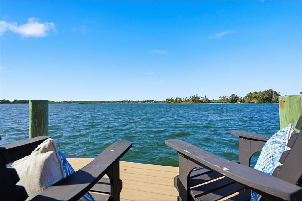 For Sale: $2,400,000 (3 beds, 2 baths, 2339 Square Feet)