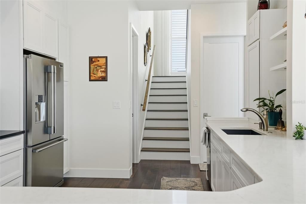 For Sale: $2,400,000 (3 beds, 2 baths, 2339 Square Feet)