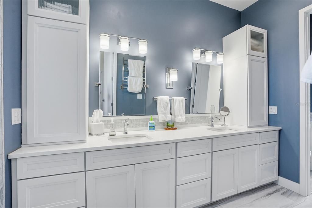 For Sale: $2,400,000 (3 beds, 2 baths, 2339 Square Feet)