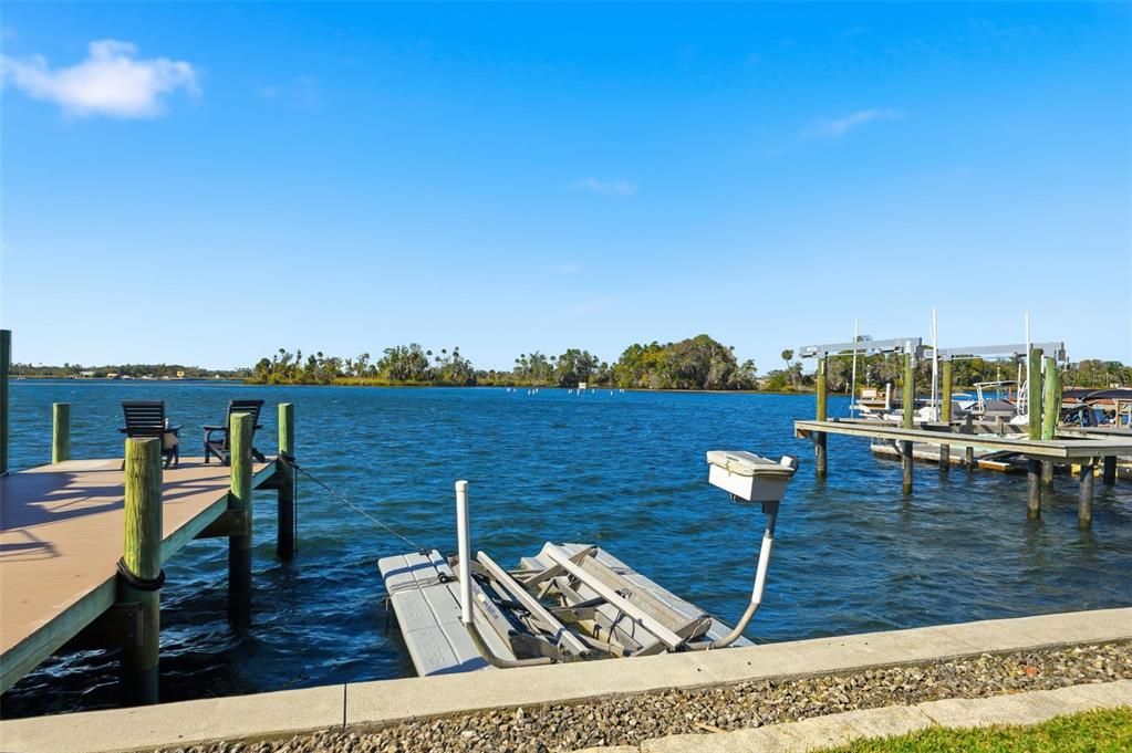 For Sale: $2,400,000 (3 beds, 2 baths, 2339 Square Feet)