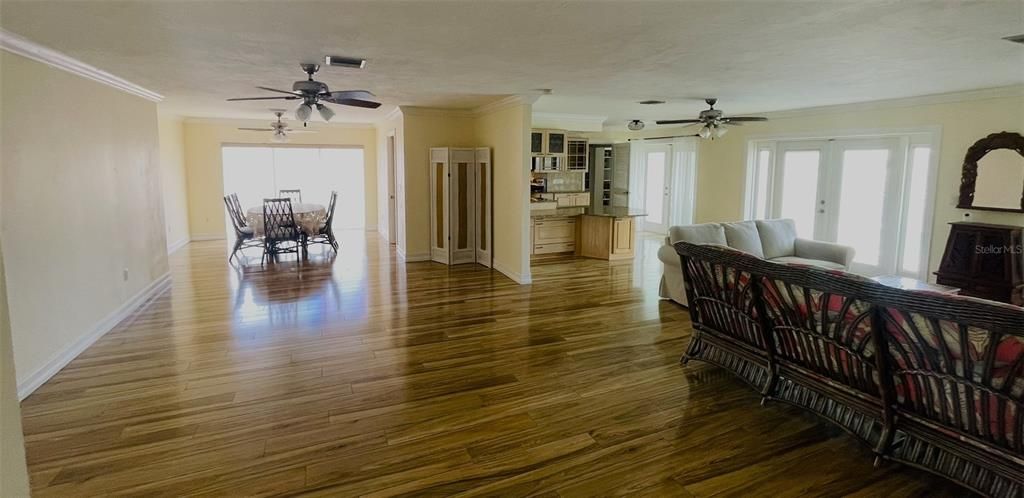 For Sale: $565,000 (3 beds, 2 baths, 2063 Square Feet)