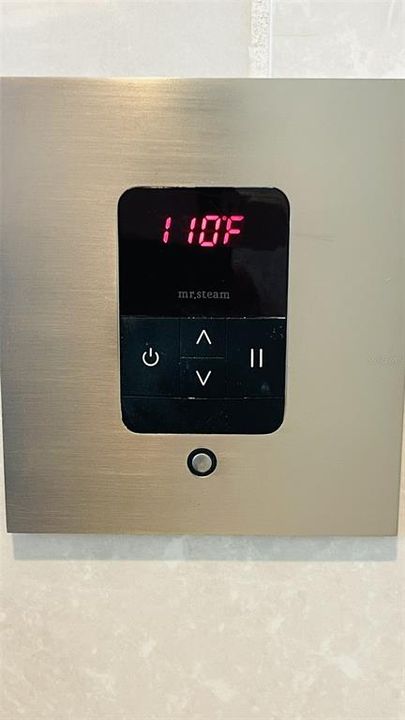 For Sale: $565,000 (3 beds, 2 baths, 2063 Square Feet)