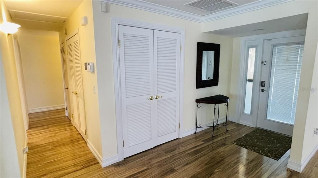 For Sale: $565,000 (3 beds, 2 baths, 2063 Square Feet)