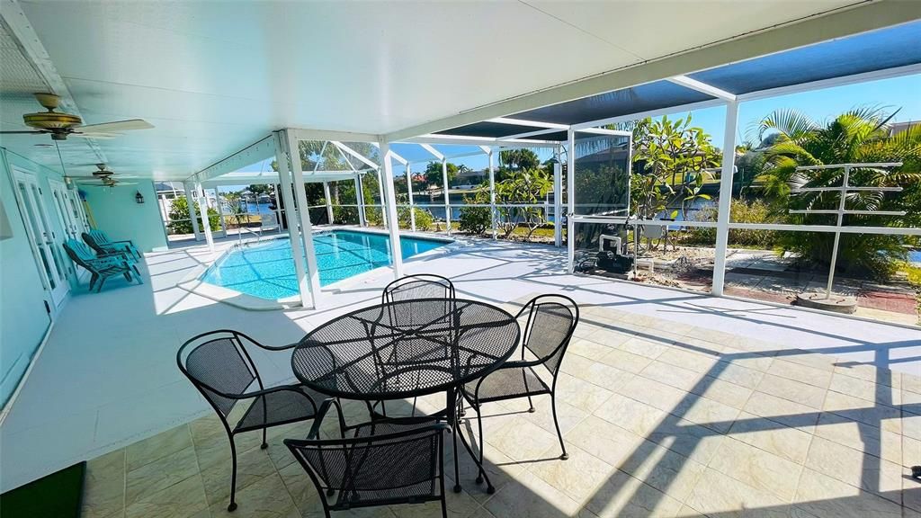 For Sale: $565,000 (3 beds, 2 baths, 2063 Square Feet)