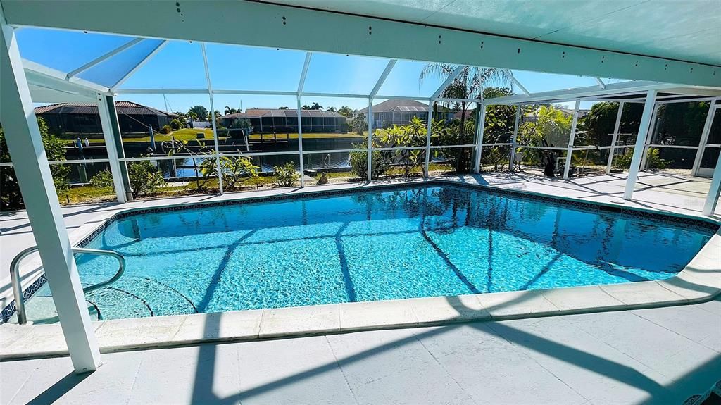 For Sale: $565,000 (3 beds, 2 baths, 2063 Square Feet)