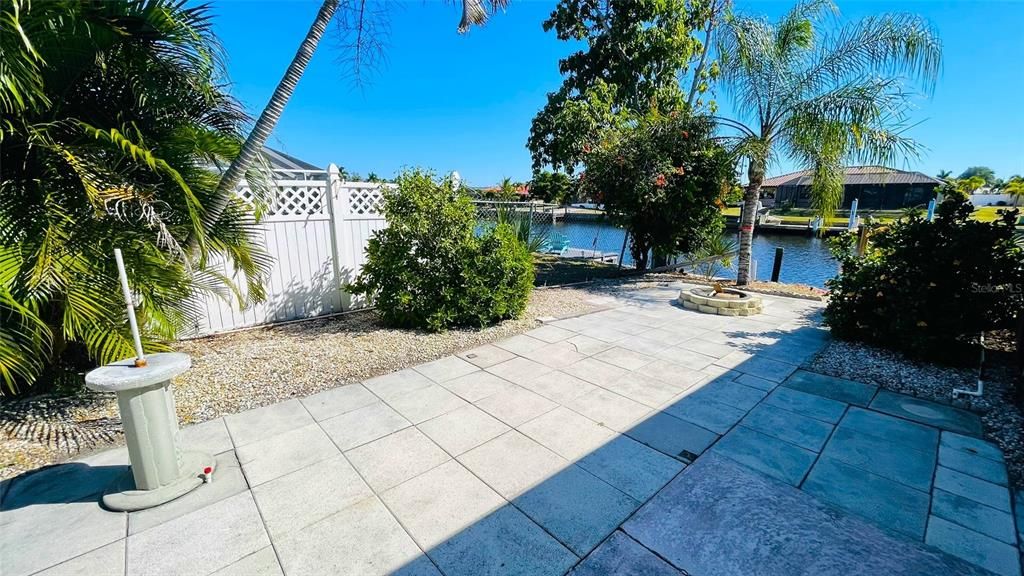 For Sale: $565,000 (3 beds, 2 baths, 2063 Square Feet)