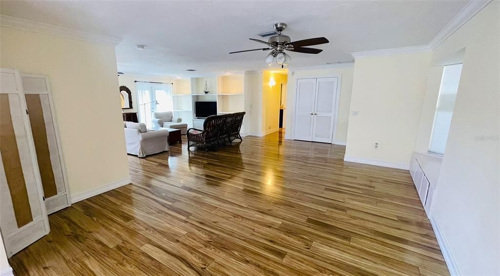 For Sale: $565,000 (3 beds, 2 baths, 2063 Square Feet)