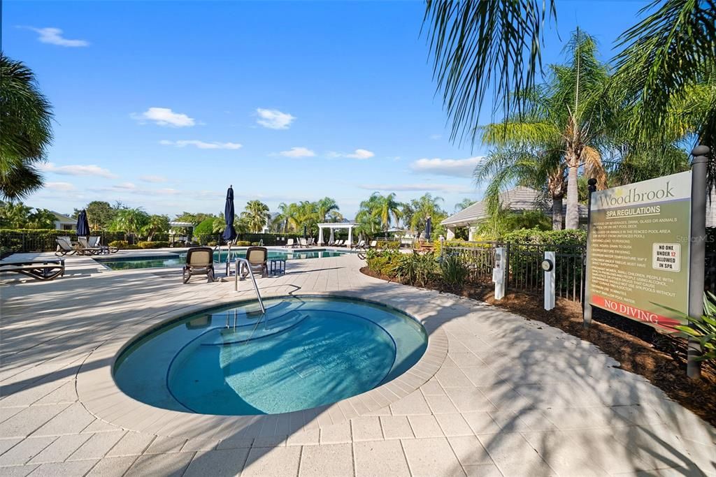 На продажу: $375,000 (2 спален, 2 ванн, 1258 Квадратных фут)