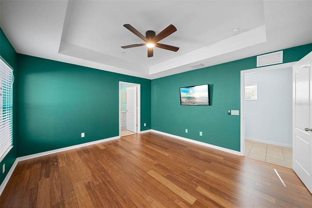 На продажу: $375,000 (2 спален, 2 ванн, 1258 Квадратных фут)