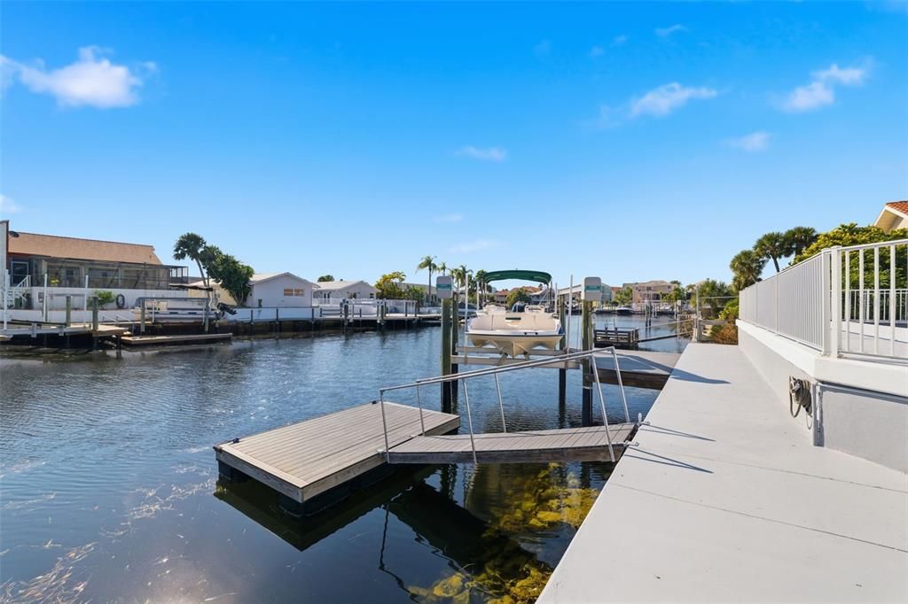 For Sale: $1,049,999 (3 beds, 2 baths, 2019 Square Feet)