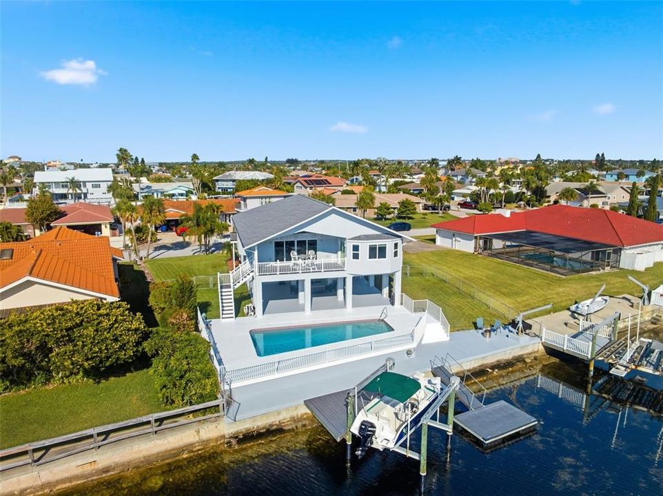 For Sale: $1,049,999 (3 beds, 2 baths, 2019 Square Feet)