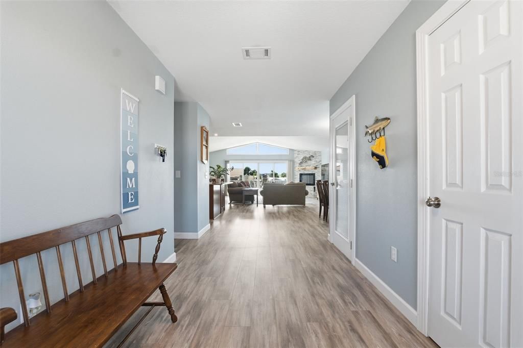 For Sale: $1,049,999 (3 beds, 2 baths, 2019 Square Feet)