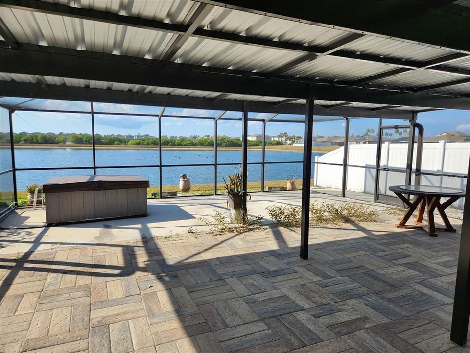 На продажу: $309,500 (3 спален, 2 ванн, 1451 Квадратных фут)