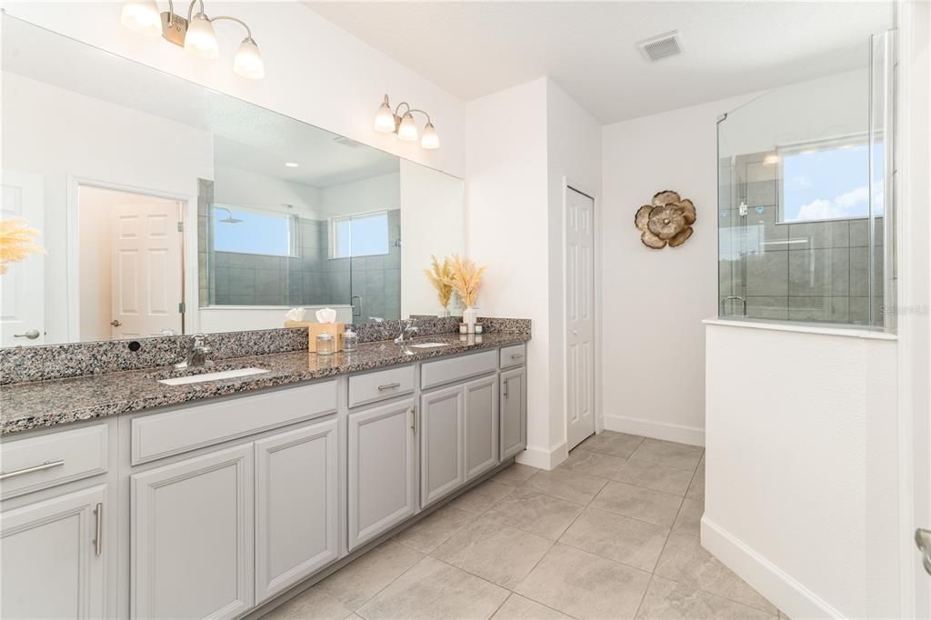 На продажу: $457,000 (4 спален, 3 ванн, 2532 Квадратных фут)