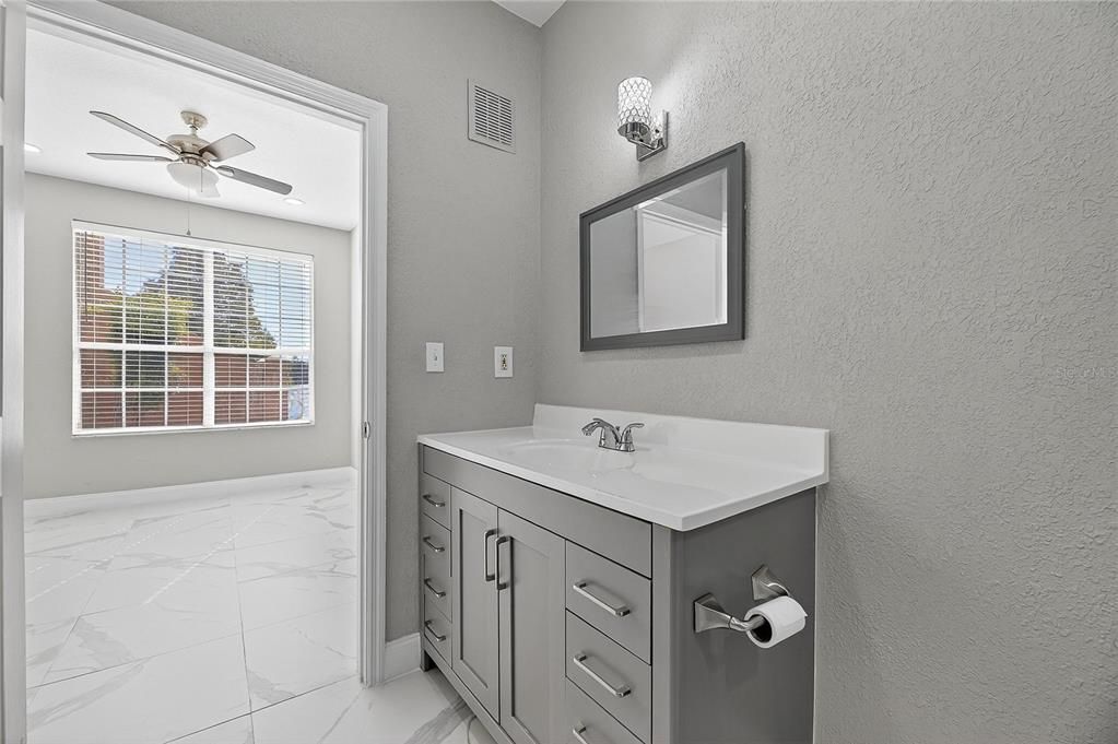 For Rent: $1,500 (1 beds, 1 baths, 554 Square Feet)