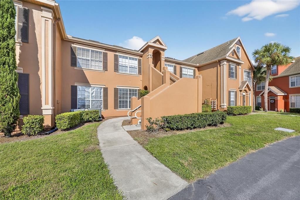 For Rent: $1,500 (1 beds, 1 baths, 554 Square Feet)