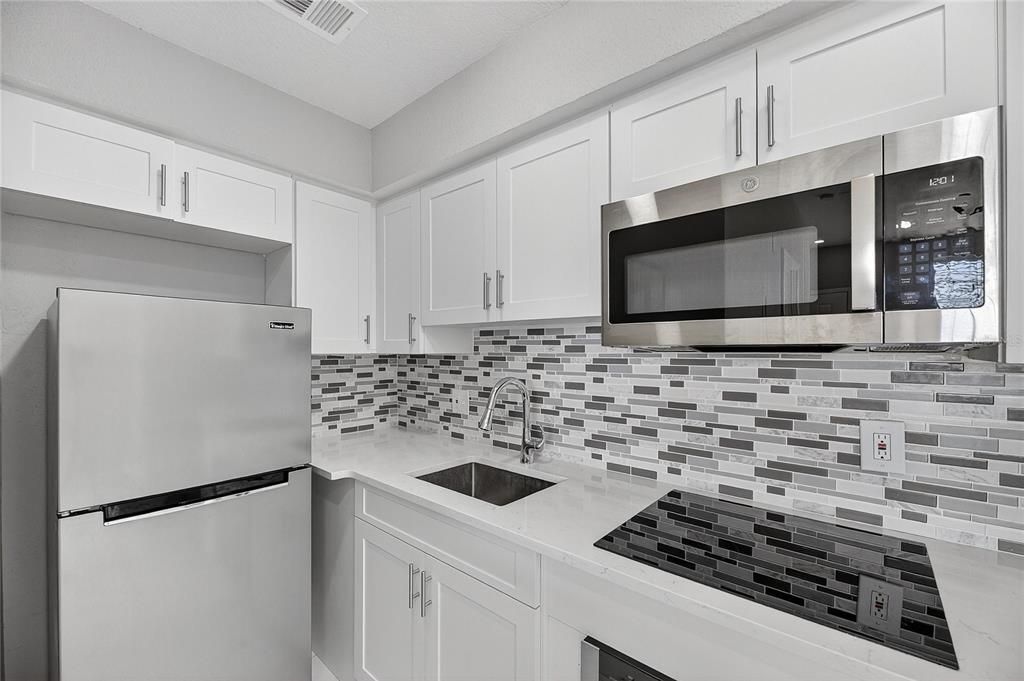 For Rent: $1,500 (1 beds, 1 baths, 554 Square Feet)