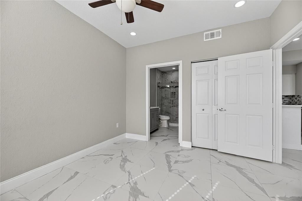 For Rent: $1,500 (1 beds, 1 baths, 554 Square Feet)